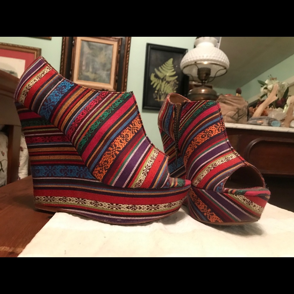 Steve Madden Whistle multicolor platform wedge